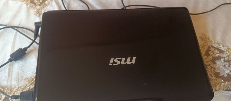 Продам нетбук msi u 250 Продам нетбук msi u 250