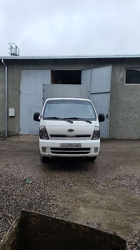 Kia Bongo 1.2 Tonnalik 2012