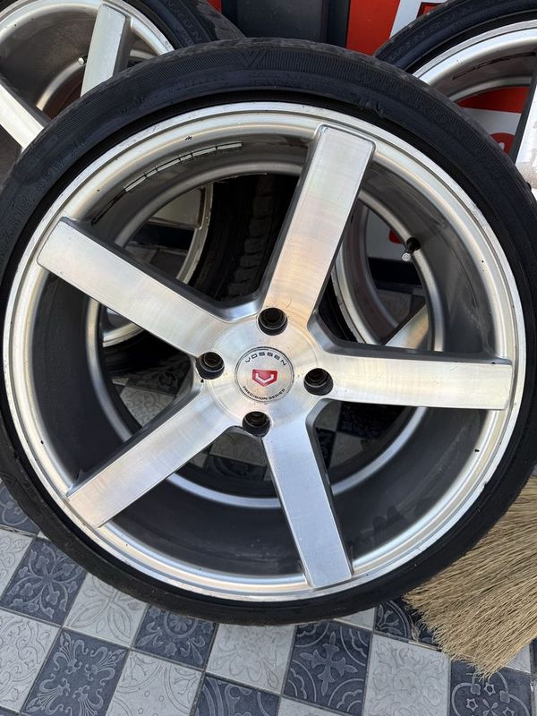 Диски Vossen R18 Диски Vossen R18