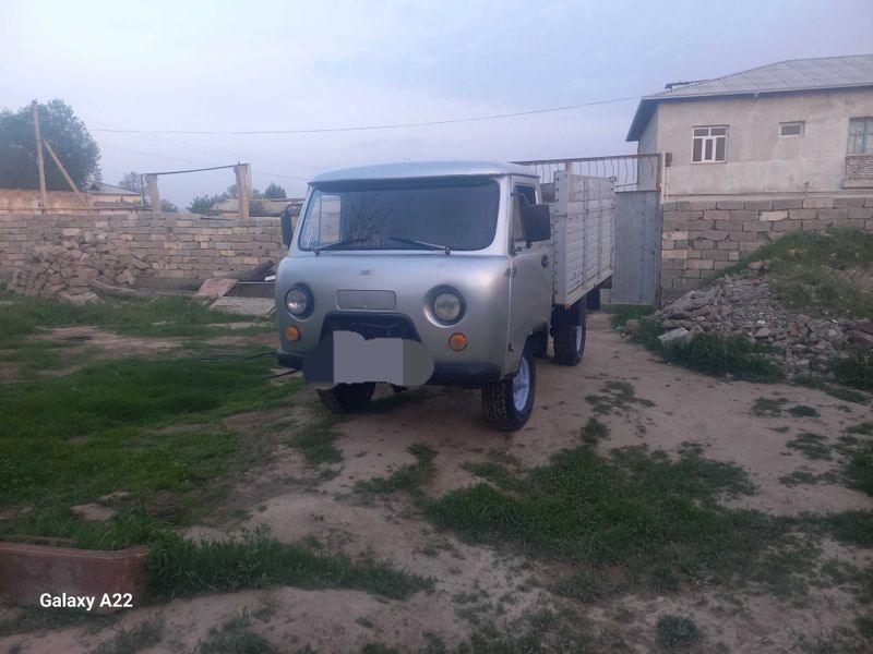 Uaz 452 bortli tentli