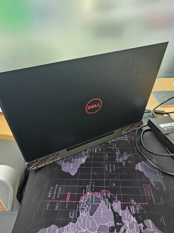 Dell inspiron I7 7700 Dell inspiron I7 7700
