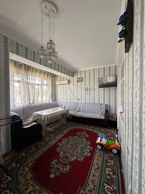 Navoiy shahrida 2 xona uymiz sotiladi narxini kelishamiz remonti yaxsh Navoiy shahrida 2 xona uymiz sotiladi narxini kelishamiz remonti yaxsh