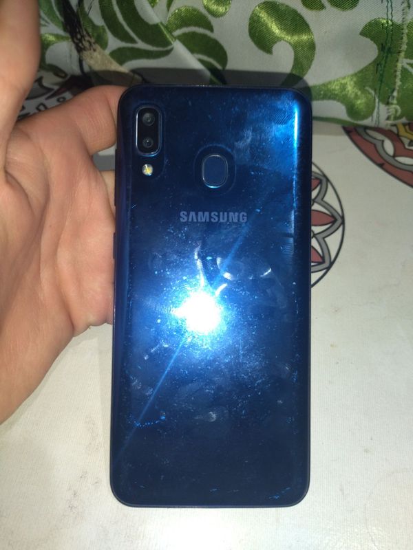 Samsung A20 3/32 GB