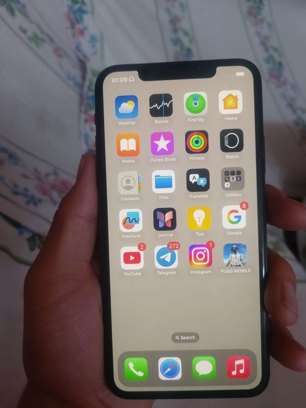 iPhone 11 pro max iPhone 11 pro max