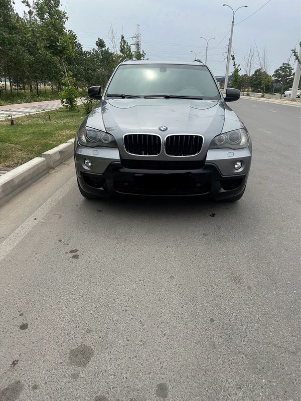 Продается BMW X5 E70 4.8 Продается BMW X5 E70 4.8
