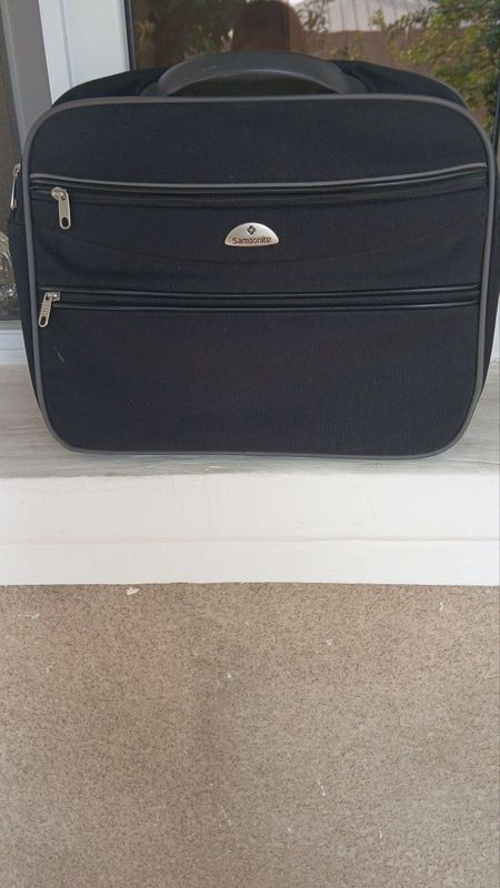 Samsonite сумка новая Samsonite сумка новая