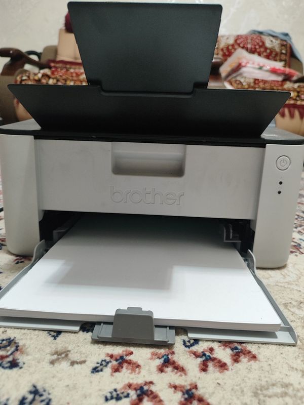 Принтер Brother hl1100r Принтер Brother hl1100r