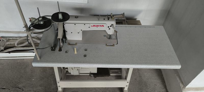 Juita Tikuv mashinasi Juita Tikuv mashinasi