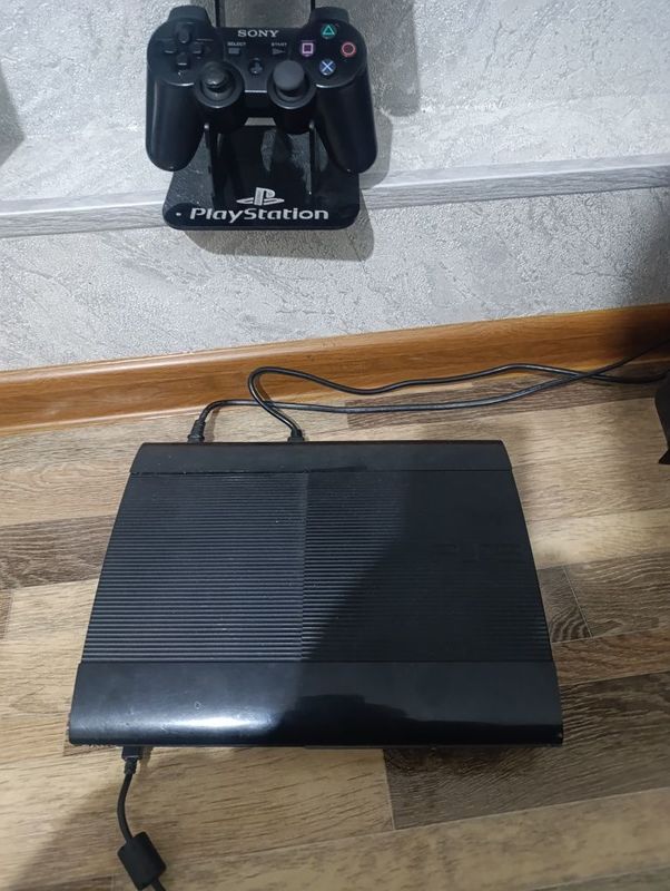 Ps 3 sotiladi xolati yaxshi Ps 3 sotiladi xolati yaxshi