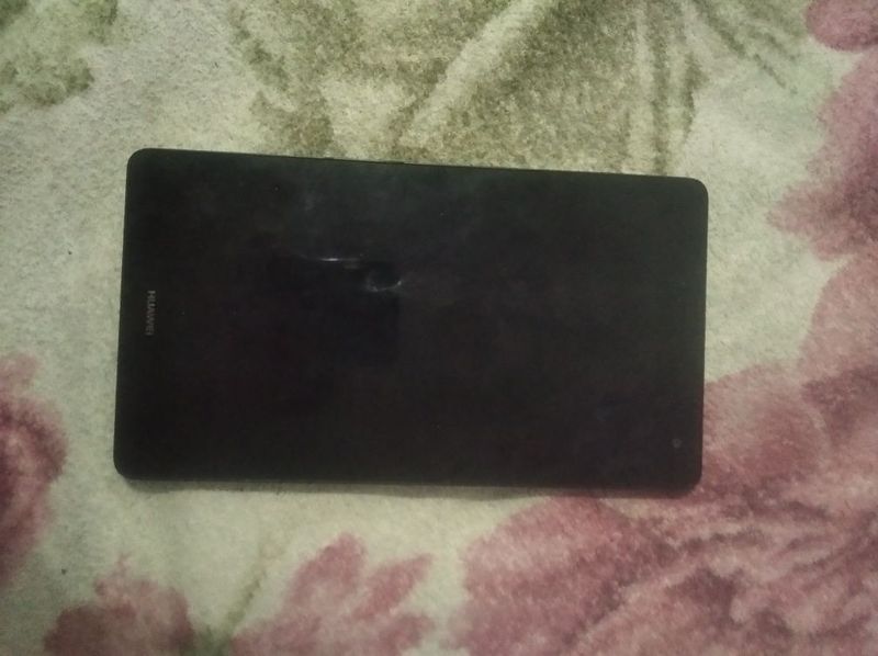 Huawei б/у продается срочо! / Sotiladi ! Продам планшет Huawei BG2-U01 Huawei б/у продается срочо! / Sotiladi ! Продам планшет Huawei BG2-U01