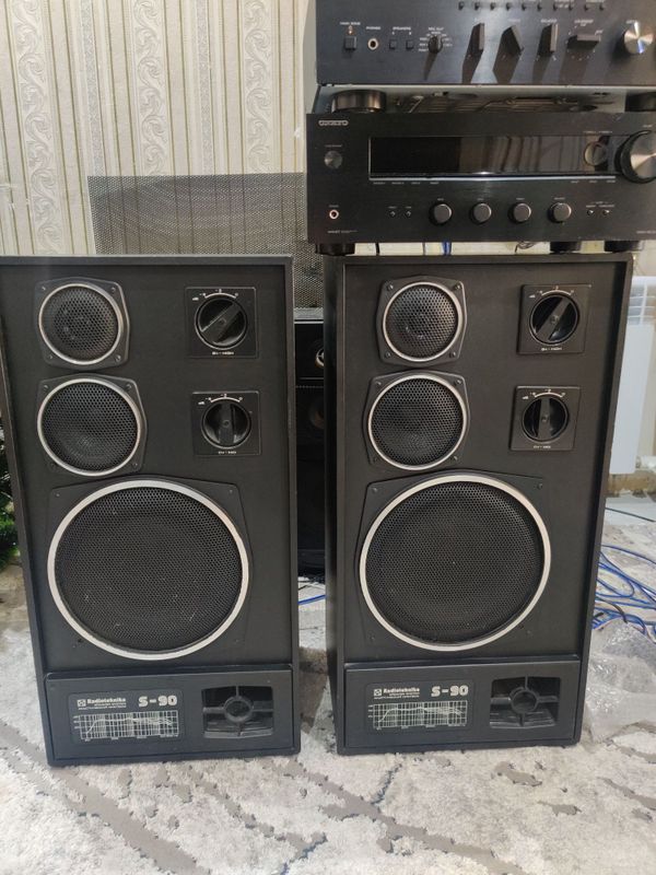 Колонки S90 и Sansui S-65