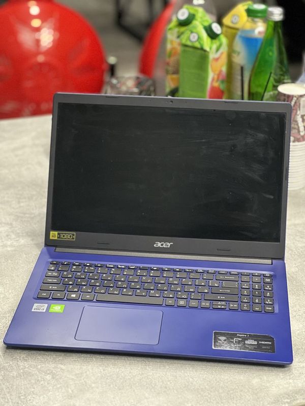 ACER I3 - 10th GeForce mx330 4GB, 4 GB ram, 256 ssd, 1TB hhd