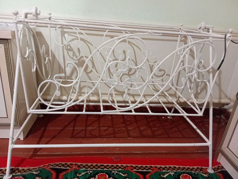 belanchak temirdan yasalgan mustahkam