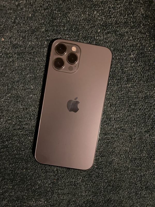 Продается IPhone 12 Pro Max 128 GB 86% батарея Продается IPhone 12 Pro Max 128 GB 86% батарея