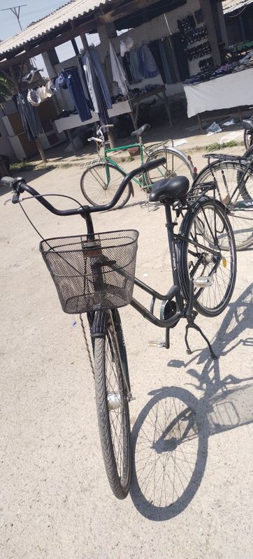 28 razmerli velosipedlar sotiladi 28 razmerli velosipedlar sotiladi