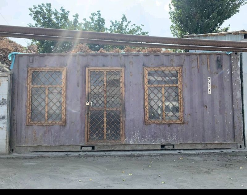 Kantener dokon qilingan ichlari remont boʻlgan