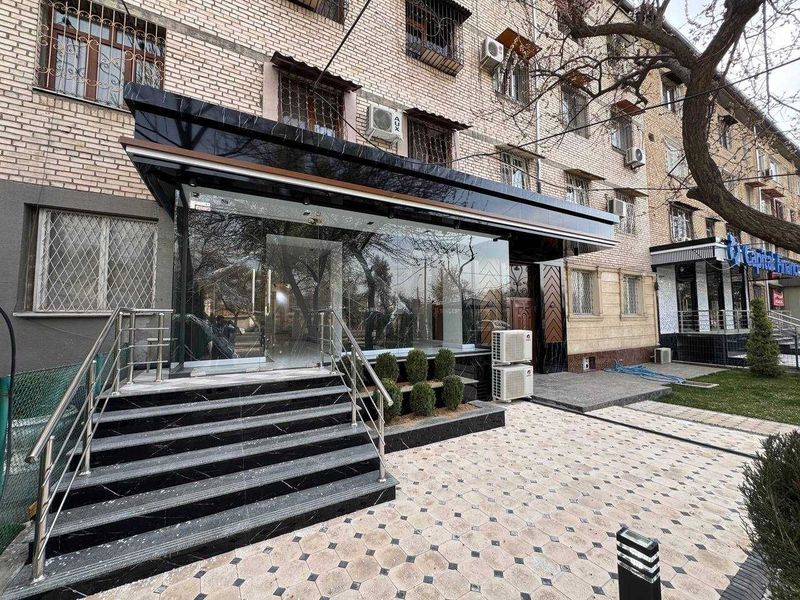 Продаётся офис вдоль дороги Лабзак Пос Казахстана / Нежилое помещение Продаётся офис вдоль дороги Лабзак Пос Казахстана / Нежилое помещение