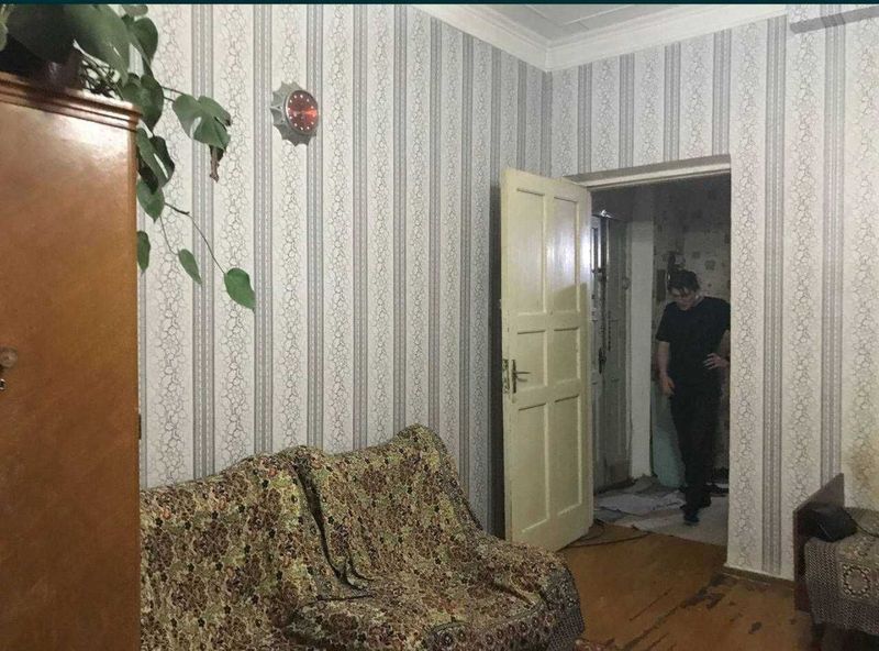 ПРОДАЁТСЯ 1/2/4 кирпич Высок.потолки 41 м² — Саракулька ЖД поликлиника ПРОДАЁТСЯ 1/2/4 кирпич Высок.потолки 41 м² — Саракулька ЖД поликлиника