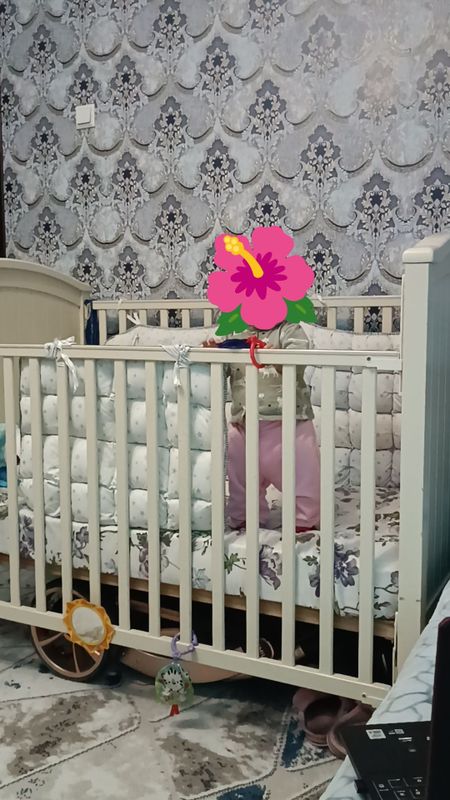 Продам детскую кроватку