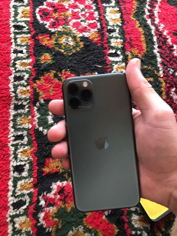 Iphone 11 pro sotilad Tnq Xolatda