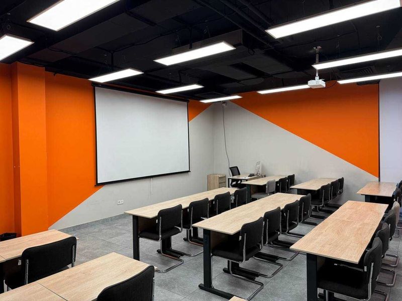 Seminar room — 30 kishigacha, proyektor, doska, Wi-Fi Seminar room — 30 kishigacha, proyektor, doska, Wi-Fi