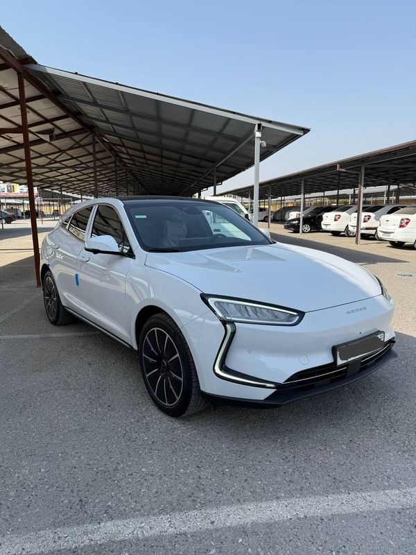 Seres 5 EV 2025 AWD