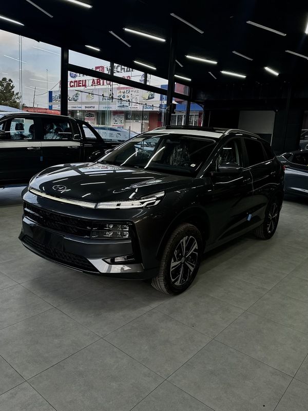 JAC JS6 sotuvda tayyor JAC JS6 sotuvda tayyor