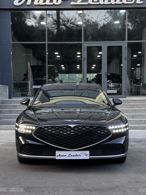 Genesis G90 AWD Genesis G90 AWD