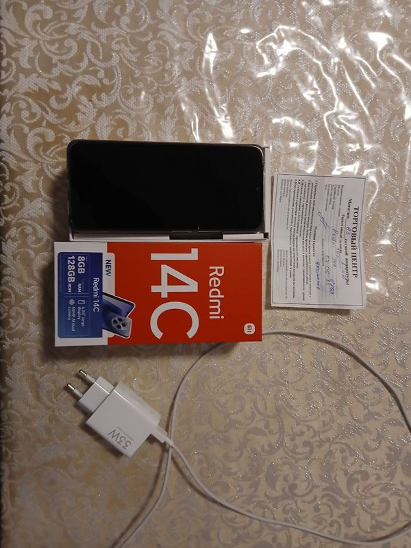 Redmi 14 C holati ideal man 1 qolman oganimga 2 oy bold Redmi 14 C holati ideal man 1 qolman oganimga 2 oy bold
