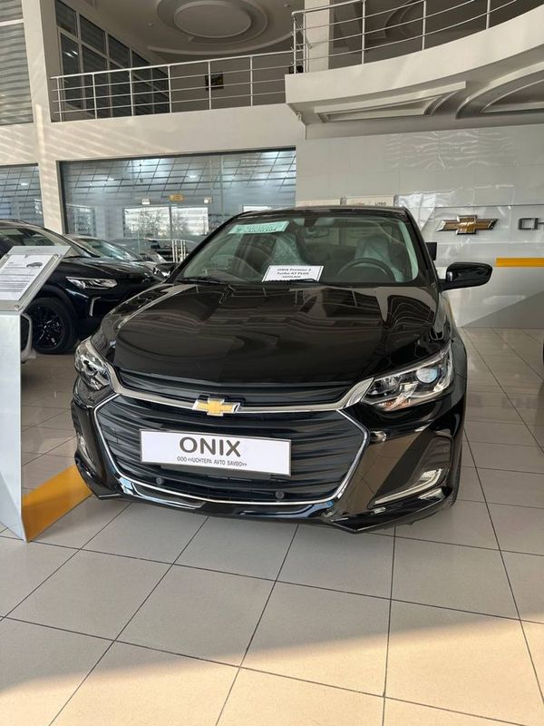 ONIX 3 LT mexanika salondan super skidka