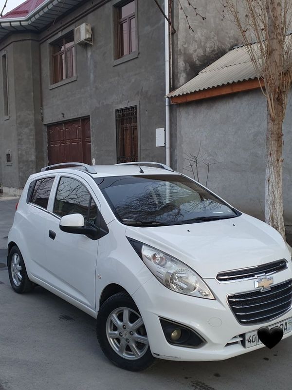 Chevrolet spark sotiladi