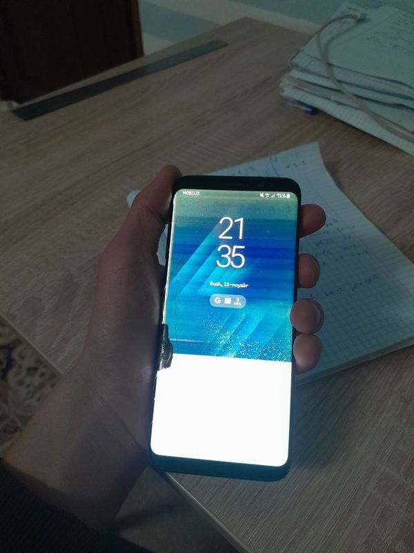 Samsung S8 aybi ekrani