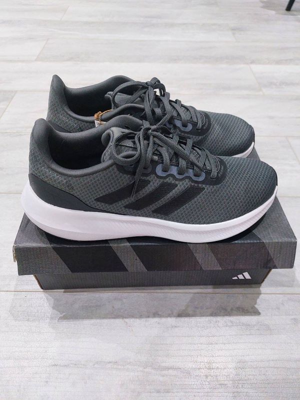 Кроссовки Adidas Кроссовки Adidas