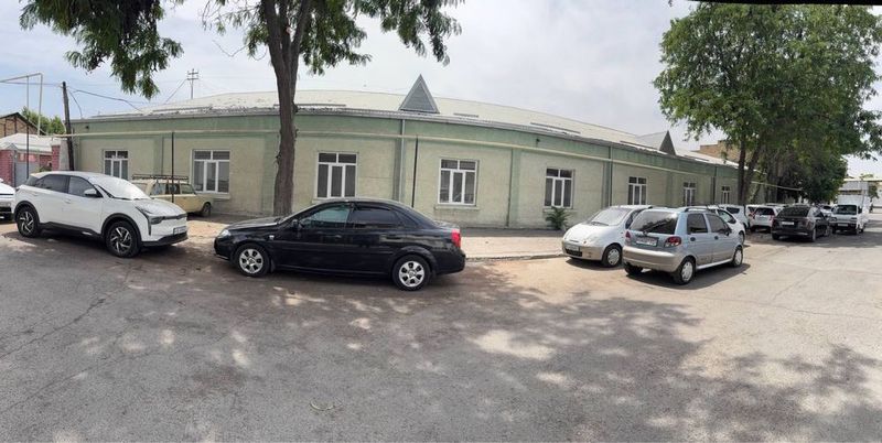 Аренда: ЖОМИЙ 650 м2 Производство, склад, магазин, шоурум, …… Аренда: ЖОМИЙ 650 м2 Производство, склад, магазин, шоурум, ……