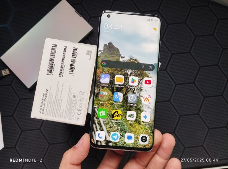 Xiaomi 10 128/8 90fps