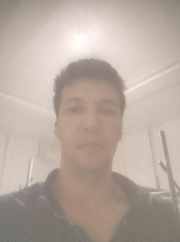 Ustaman addelka oboy laminat kosmetika ishlar qilamiz Ustaman addelka oboy laminat kosmetika ishlar qilamiz