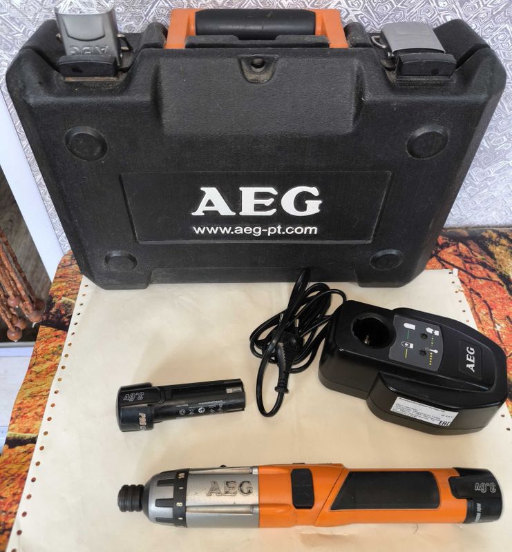Аккумуляторная отвертка AEG Аккумуляторная отвертка AEG