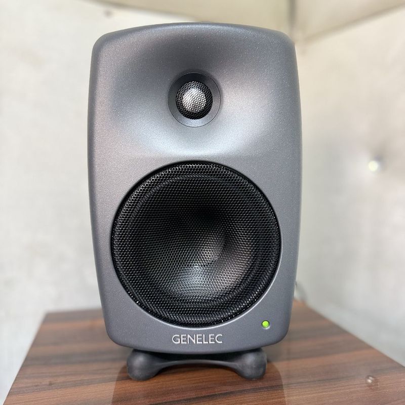 Бренд Genelec 8030. Финландия. Гарантия до февраля 2025