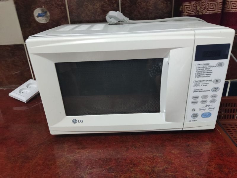 Микроволновка LG Микроволновка LG