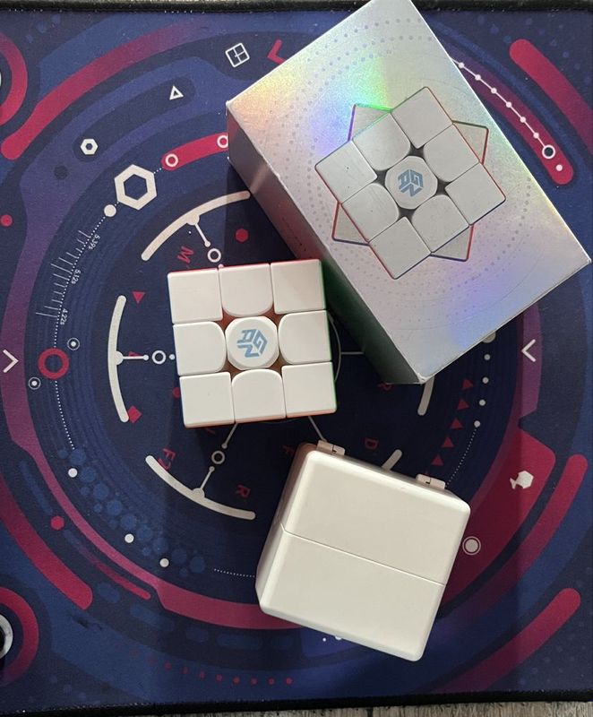 Gan 11 magnetic duo
