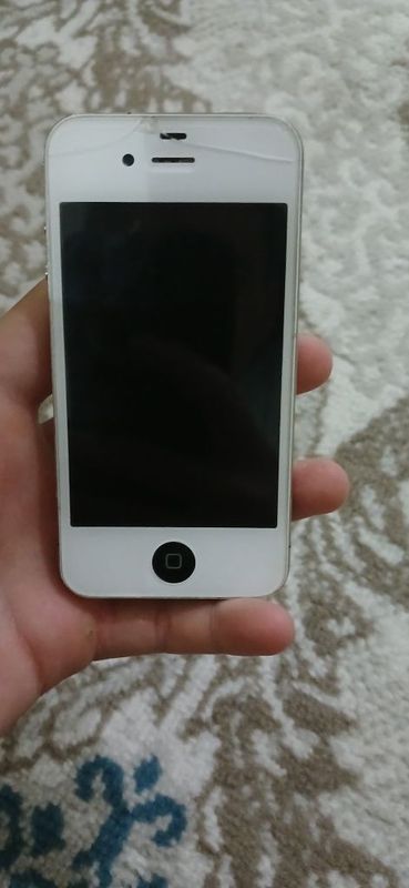 Iphone 4s narxi 350.000