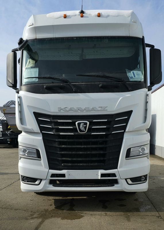 KAMAZ 54901 sotiladi Lizinga ham beriladi