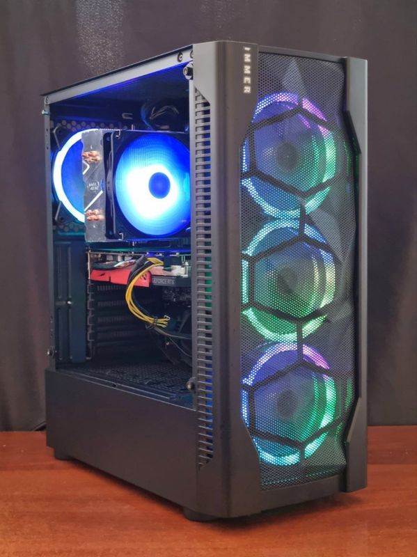 Core i7 11700 RTX 2060 Super 32GB Ram