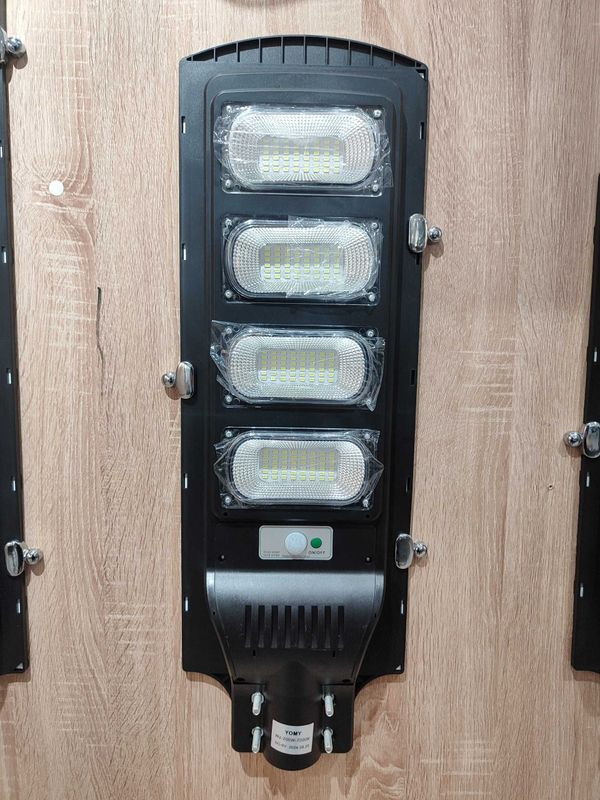 Солнечный прожектор 200W