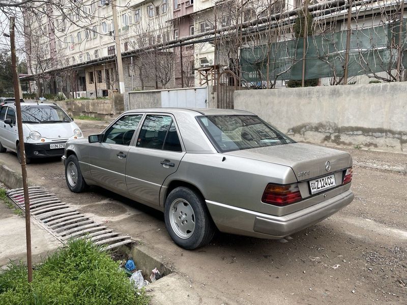Мерседес авто сотилади Мерседес авто сотилади