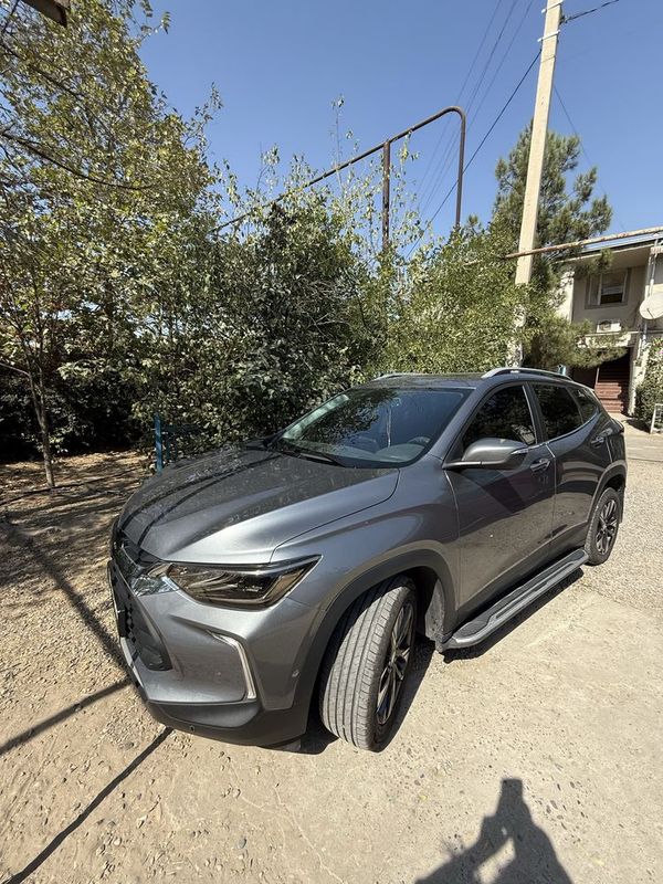 Tracker Premier 2 Turbo Tracker Premier 2 Turbo