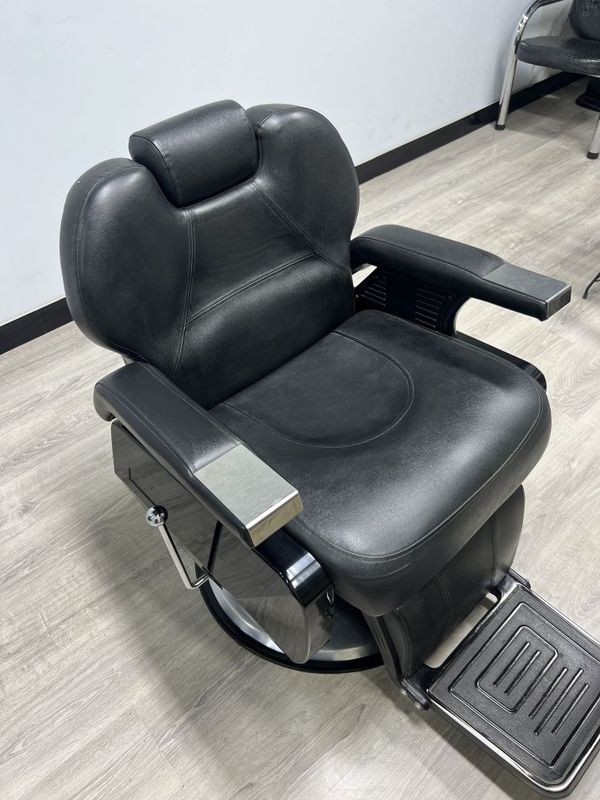 Kreslo Sotiladi Sartarosh va Barberlar uchun Kreslo Sotiladi Sartarosh va Barberlar uchun