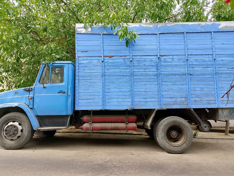 Zil 4331 dilinamer Zil 4331 dilinamer