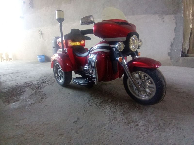 Moto sotiladi.tez Moto sotiladi.tez