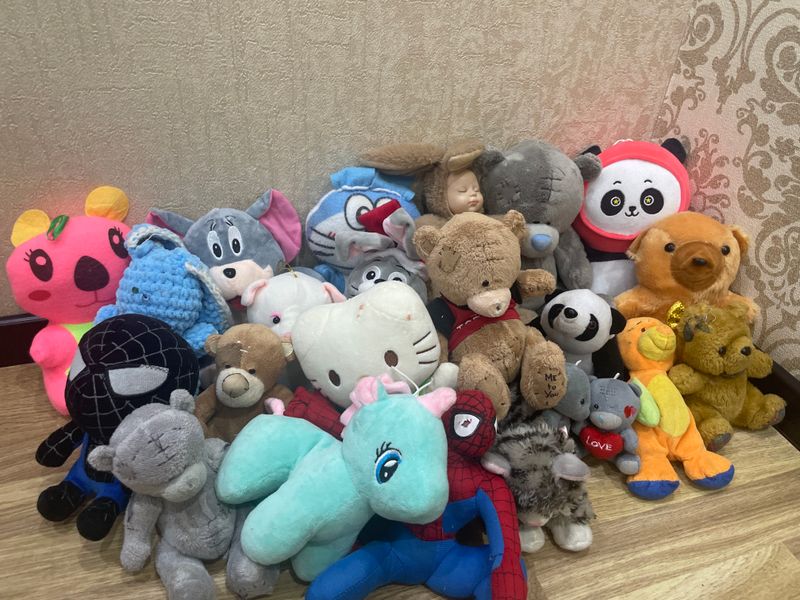 Мягкие игрушки каждая по 10000